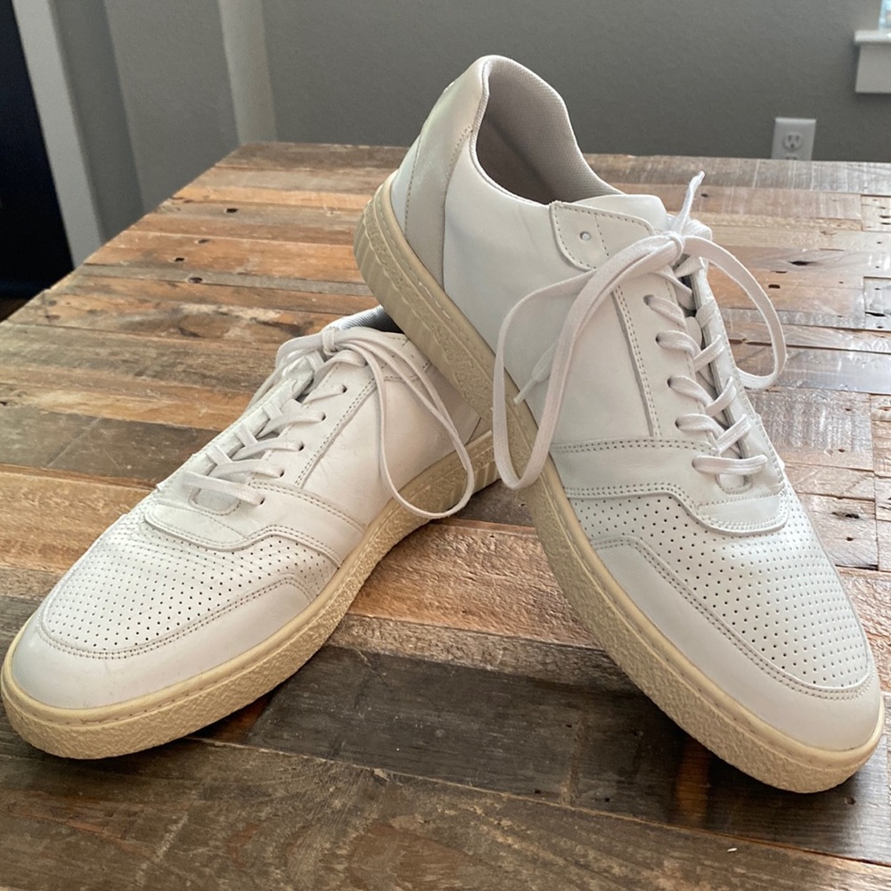 Men’s white leather sneaker. Scotch & Soda brand. Size 11 worn once